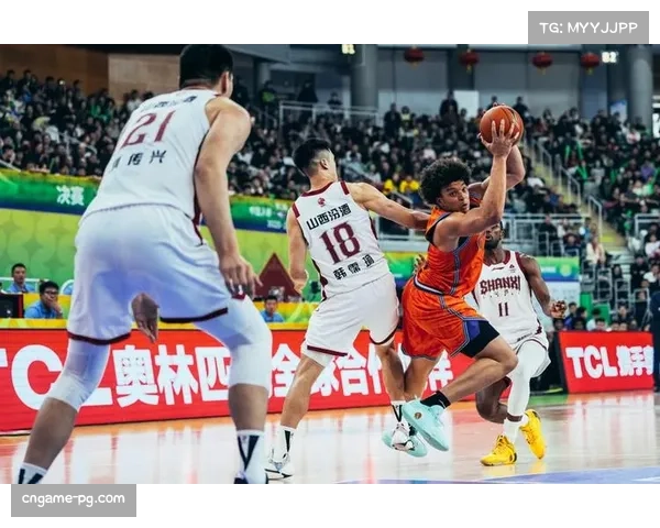 CBA俱乐部杯决赛:上海男篮113-104击败广东,卫冕冠军进四强